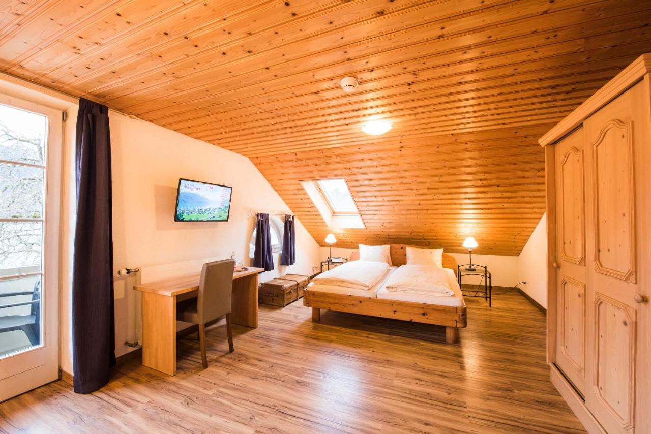 Hotel Brienzerburli Brienz  Extérieur photo